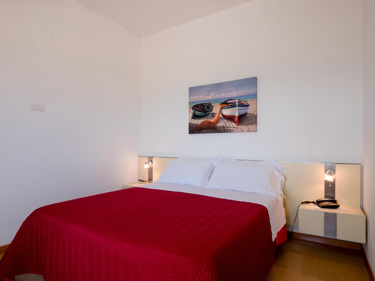 Hotel Europa سينِغاليا المظهر الخارجي الصورة